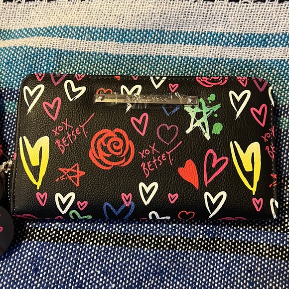 Betsey Johnson Large Wallet - Picture 2 of 5